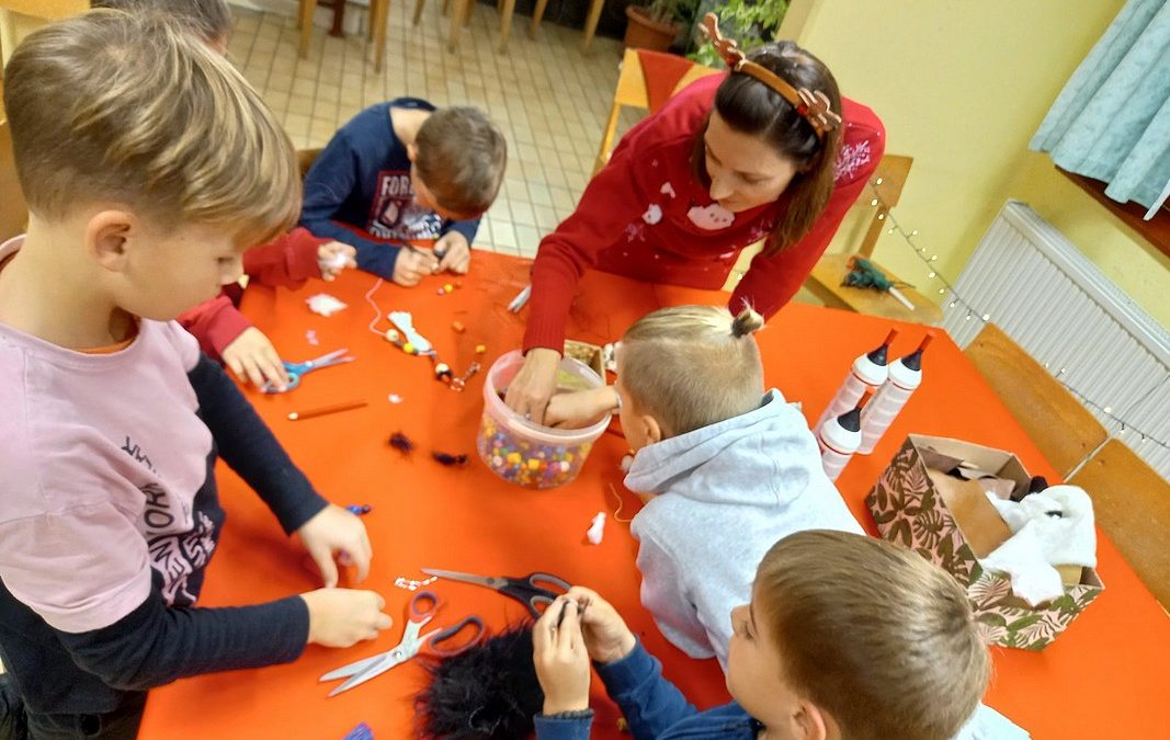 3. b in ustvarjalne delavnice s starši